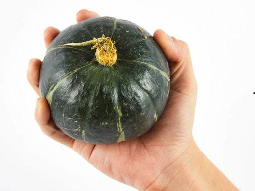 网红吃瓜小灯笼视频,一场吃瓜盛宴背后的故事