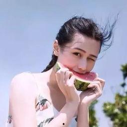 网红吃瓜头像图片高清女
